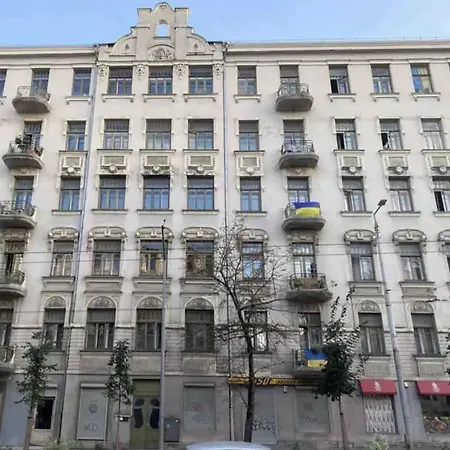 2-Bedroom Old Town Gem With Balcony And Bathtub Apartman Vilnius