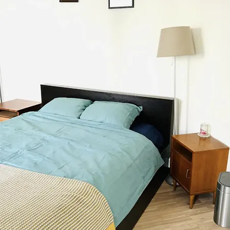 2-Bedroom Old Town Gem With Balcony And Bathtub 维尔纽斯